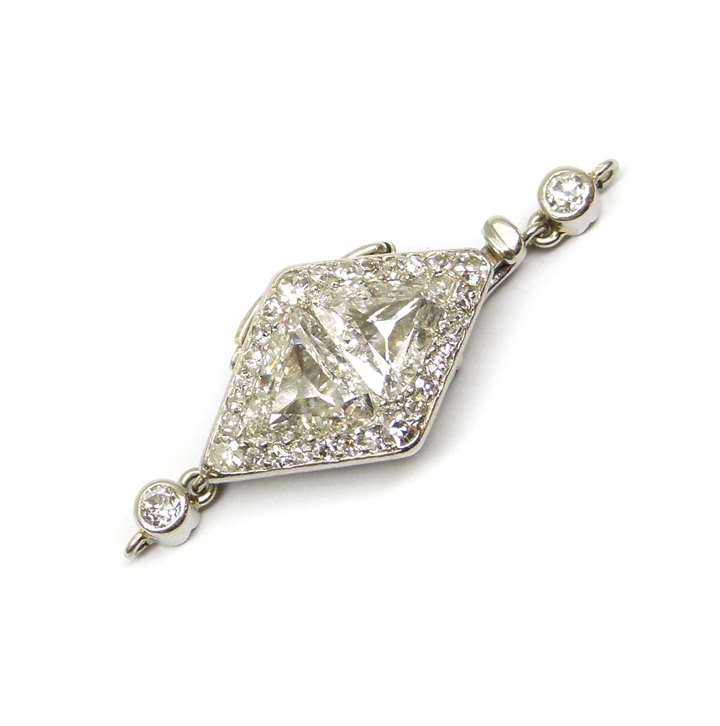 Art Deco lozenge cluster diamond clasp with fittings for a single row